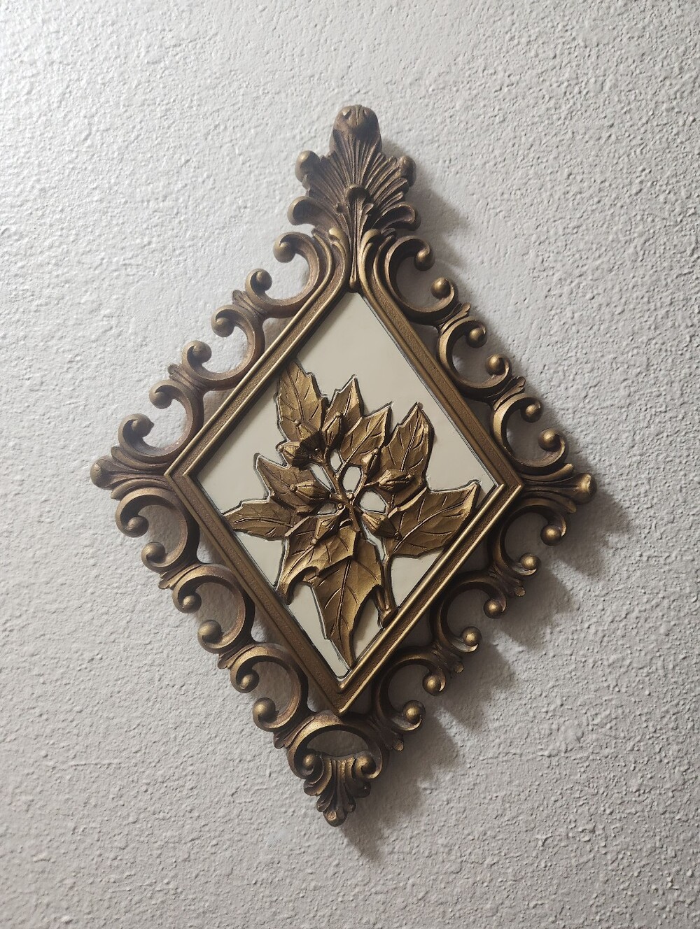 Vintage Dart Gold Poinsettia Wall Decor
